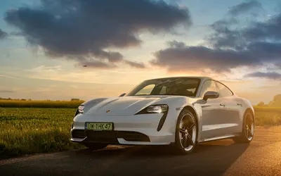 GRANTURISMO - Wypożyczalnia samochodów sportowych